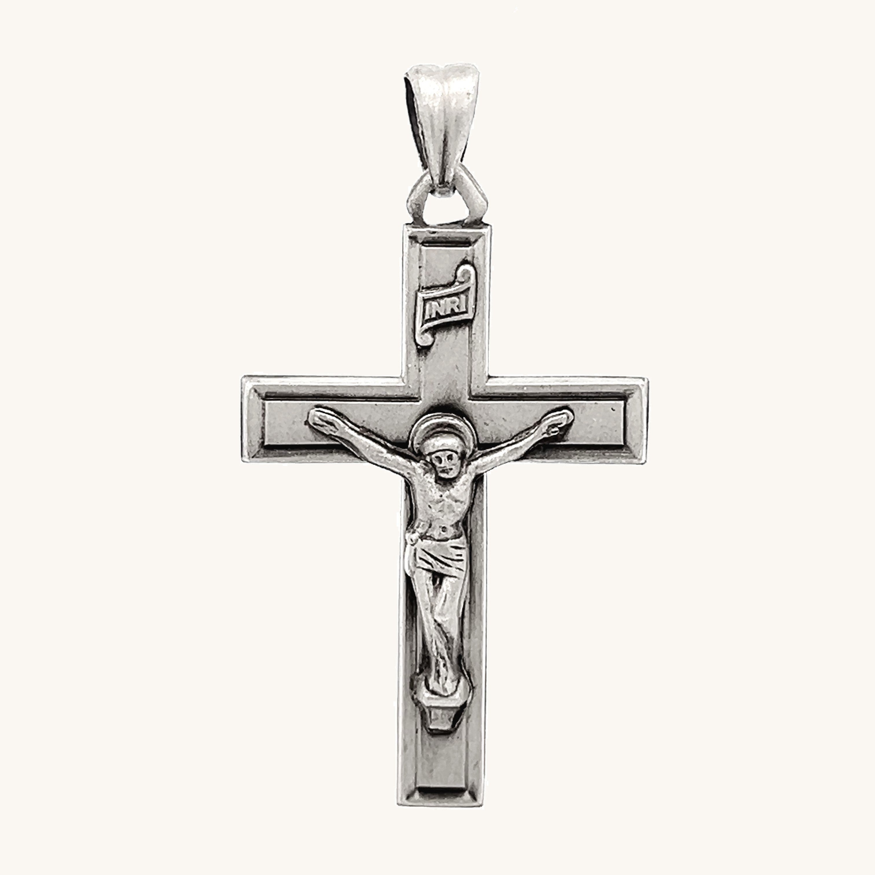 925 Antiqued Silver Plain Crucifix L